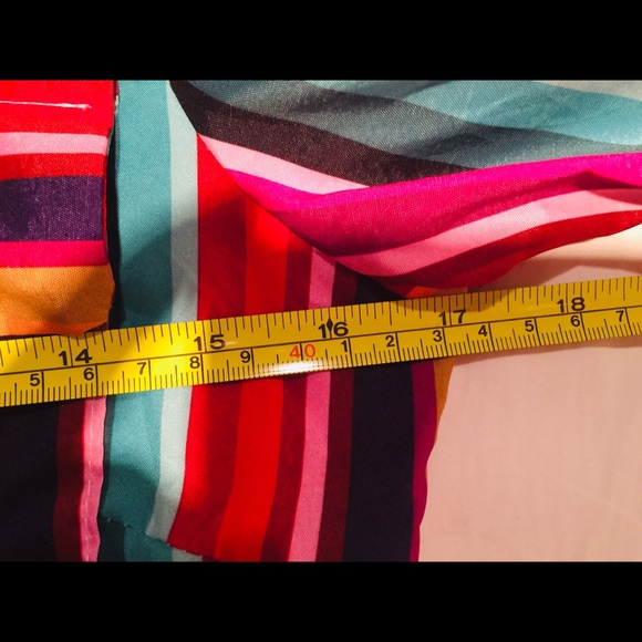 Hand cut multicolored Button Down dress / duster. - Picture 11 of 12